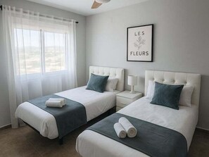 Room - Charming apartment 5 minutes from the beach (Calp)