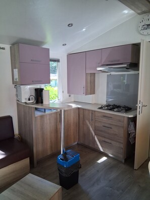 Private kitchen - Vrbo Property (Dolus-d'Oléron)