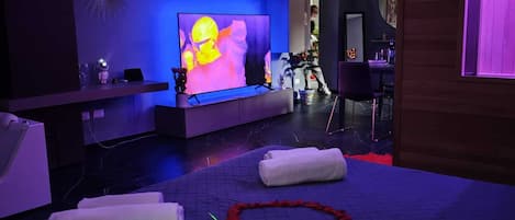 1 bedroom, internet, bed sheets
