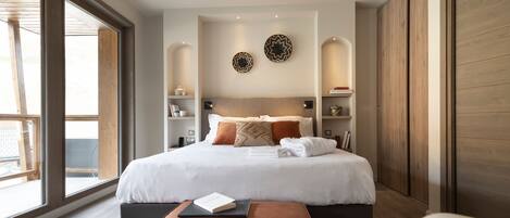 Coffres-forts dans les chambres, lit parapluie, Wi-Fi, draps fournis