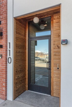 Exterior detail - Top Floor 2 BR Hot Tub w/ Massive Views (Salida)