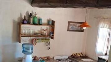 Standard Bungalow, Balcony, Mountain View | Private kitchen | Microwave, oven, stovetop, cookware/dishes/utensils