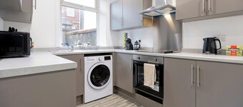 Comfy 3BR Home | Pet Friendly | Fast WIFI