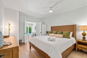 4 habitaciones, tabla de planchar con plancha, wifi y ropa de cama 