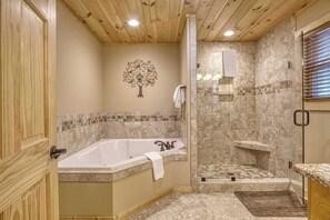 Shower, hair dryer, towels, shampoo - Mountain Views for 14, Hot Tub, Game Room, Theater  |  Community Pool, Peaceful Wears Valley Home, 30 Mins to Dollywood and Gatlinburg, 24 Hr Hospitality (Sevierville)