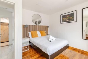 Room - Spacious and bright one bedroom apartment (Oxford)