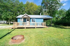 Exterior - Cozy Cabin Getaway in Iosco County (Iosco County)