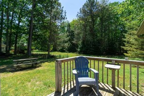 Property grounds - Cozy Cabin Getaway in Iosco County (Iosco County)