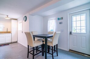 Dining - Cozy Cabin Getaway in Iosco County (Iosco County)