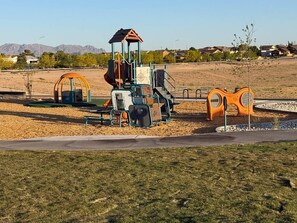 Children’s area - It’s all about those views! And yes, they are real (Las Cruces)