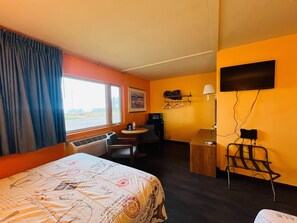 Room - Silver Sands Hotel RV Park (Ontonagon)
