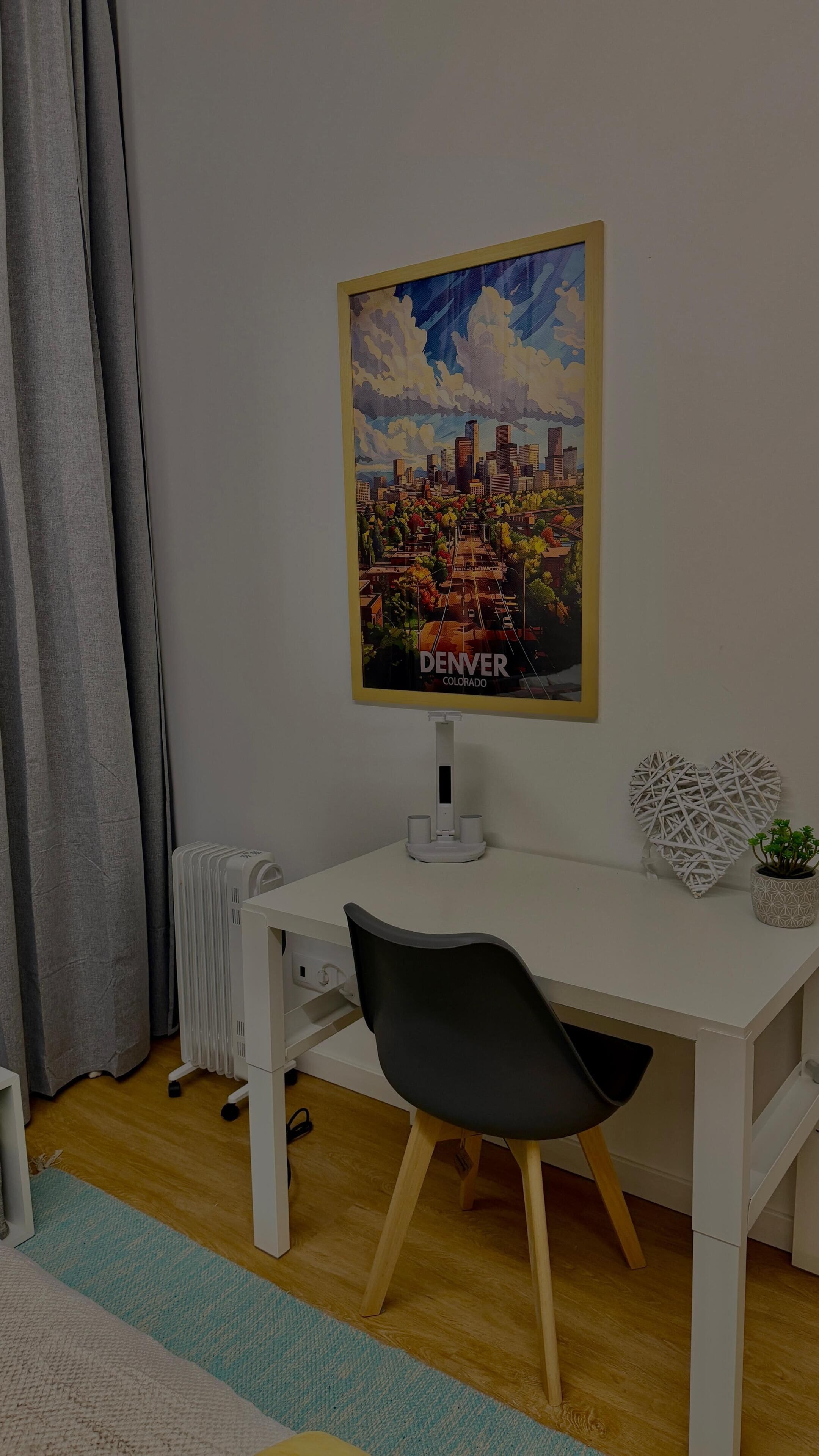 Denver VIII | In-room safe, iron/ironing board, free WiFi