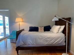 2 chambres, fer et planche à repasser, Wi-Fi gratuit, draps fournis