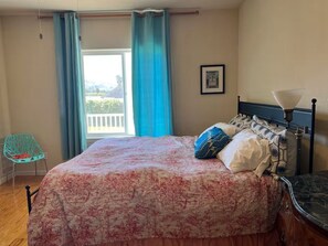 2 bedrooms, iron/ironing board, free WiFi, bed sheets - Capay Valley Country Home (Guinda)