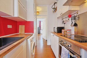 Private kitchen - Cosy Flat in Hammersmith - Close to tube station / But very quiet location (London)