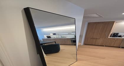 Modern 1-Bedroom in Mission Rock with Gym, Sauna, Golf Simulator