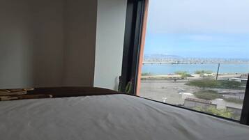 上網、床單