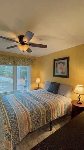 Room - Spacious Lakefront Apt w/ Deck in Fayetteville! (Fayetteville)