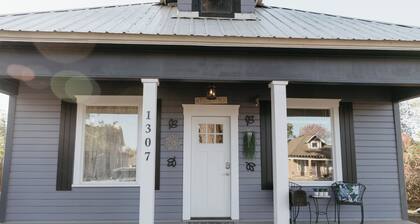 Quiet & Updated Spokane Home - 2 bed/2 bath