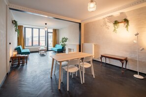 Apartment | Dining - Grand Central 2BR Apartment (Antwerp)