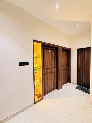 Family Studio | Interior - Mangala HomeStay (Ujjain)