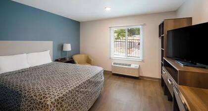3 Accessible Spacious Suite w/ Kitchen Near Austin Hot Spots –Affordable & Clean