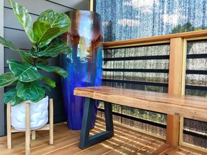 Interior - STEAM SAUNA, Mountain Views, In-Town Retreat. 32AMP EV Charger available (Leavenworth)
