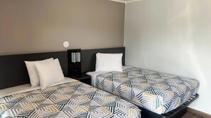 Suite Deluxe, varias camas, no fumadores (Kitchen) | Wifi gratis y ropa de cama