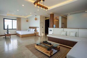 Desk, iron/ironing board, travel cot, WiFi - Villa Magdalena - 7BR - Oceanfront w/ Heated Pool (Cancun)
