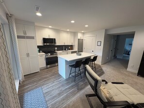 Interior - River Walk
Peaceful Suite in Fort Langley
1 Bed, 1 Bath, Sleeps 4 (Langley Township)