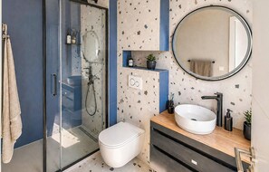 Shower, hair dryer - Lovely home in Maslenica (Maslenica)