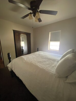 2 habitaciones, wifi gratis y ropa de cama