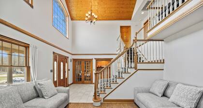 Hudson Retreat, Pool, Spa, Game Room, Gym