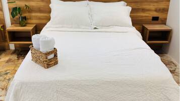 Iron/ironing board, internet, bed sheets
