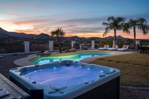 Terrace/patio - 2 Homes • 7BR Sleeps 18 • Pool • Amazing Mtn Views (Tucson)