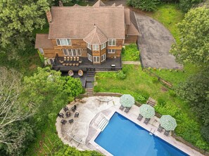 Exterior - Serene 10BR Retreat w/Pool & Hot Tub (Chester)