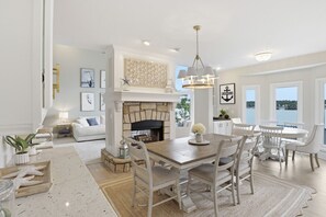 Dining - Aqua Estate - Heated Pool, Game Room & Hot Tub! (Sunrise Beach)