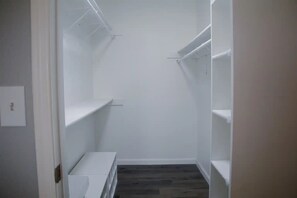 Interior - Cozy fully furnished retreat, 2 bed 2 bath condo in Mesa AZ - min stay 30 days (Mesa)
