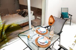 1 bedroom, iron/ironing board, WiFi, bed sheets - 01 Luxury Apartment Toscana style, brand new (Guayaquil)