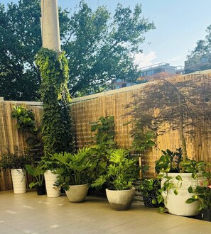 Shared Dormitory, 1 Bedroom, Balcony | Garden