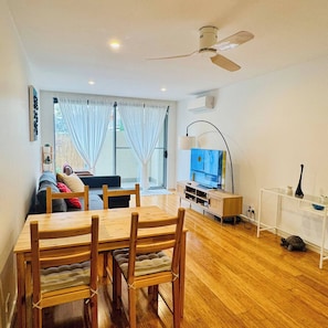 Shared Dormitory, 1 Bedroom, Balcony | Living area | Books