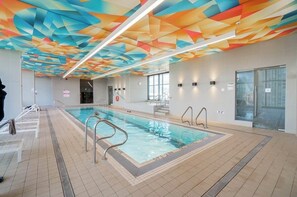 Pool - Luxury Penthouse next to BC Place (Vancouver)