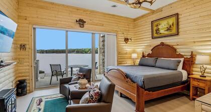 Cabin Condo - Luxury Beachfront at Delton Grand