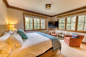Desk, iron/ironing board, WiFi, bed sheets - Abode at Frenchmans, sauna, hot tub, Ketchum (Ketchum)