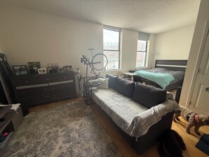 Iron/ironing board, Internet, bed sheets -     Modern Grove St Studio: Pool + PATH + World Cup (Jersey City)
