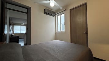 Apartment, 1 Bedroom, Courtyard View