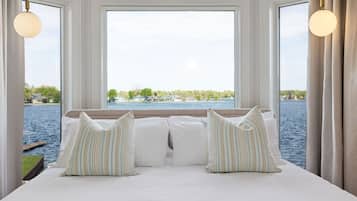 7 Schlafzimmer, Schreibtisch, Bügeleisen/Bügelbrett, Reisekinderbett
