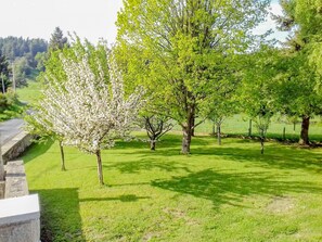 Property grounds - LA MAISON DU ROCHER - RIMEIZE (RIMEIZE)