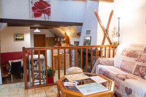Interior - La Grange - 4/6 people (SAINT-PIERRE-DE-NOGARET)
