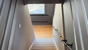 Hallway - Four Seasons Spring Suite (Aalborg)